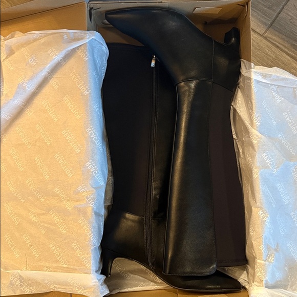New Reaction Kenneth Cole Berry Tall Shaft dress Boots Sz 9.5 M - Picture 4 of 13